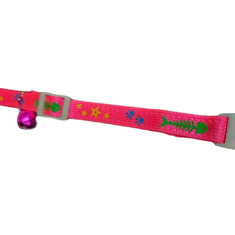 Adjustable Pink Cat Collar - Stylish Neck Accessory for Pets